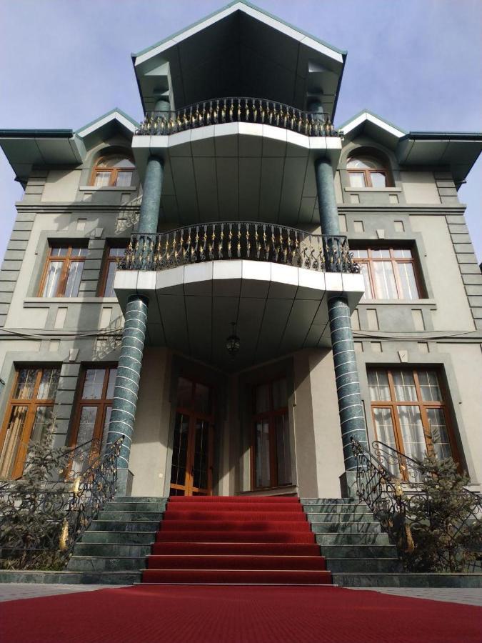 Queens Hotel Tasjkent Eksteriør bilde